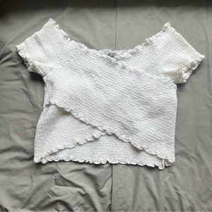 NWOT Criss cross top